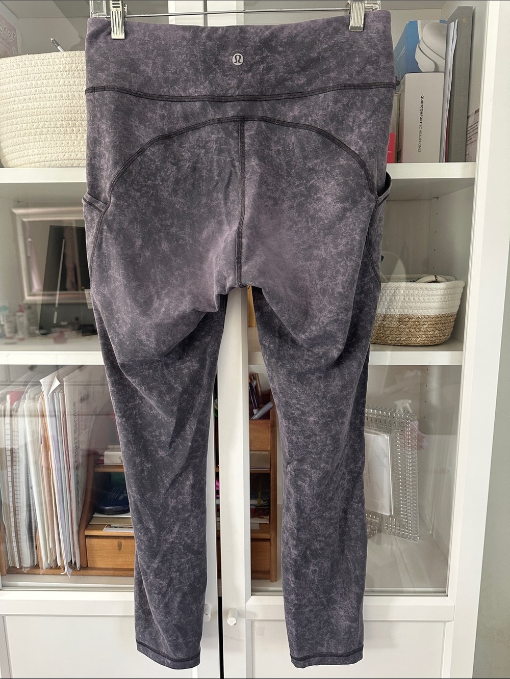 Lululemon size 10 yoga pants - Picture 4 of 12